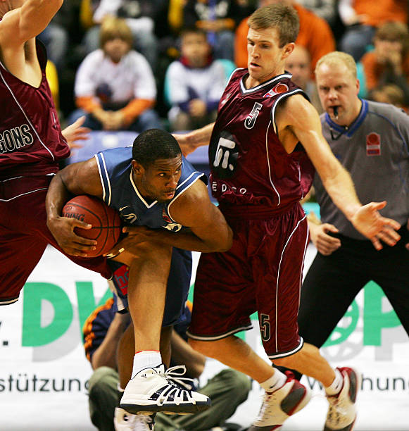 续约博洛尼 续约博洛尼