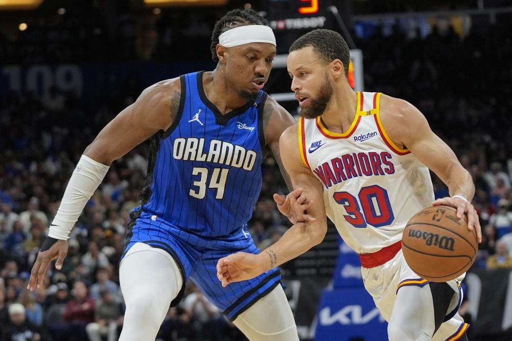 辛纳禁赛三个月后 5月重返法网.