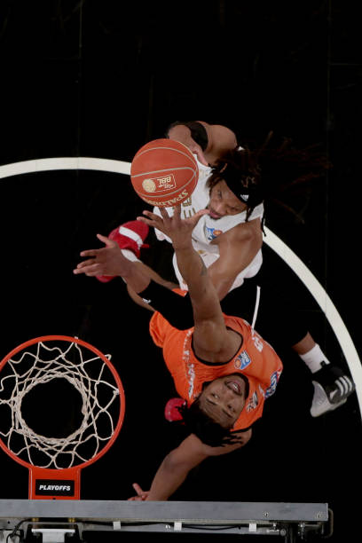 [排球]上海女排来了 蔡斌“重回故地”备战江苏队